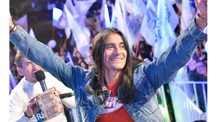 Mendoza en una actividad como candidato a Concejal de Viña del Mar.