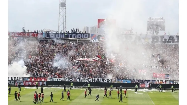 Hinchada de Colo Colo está en encuesta Marca