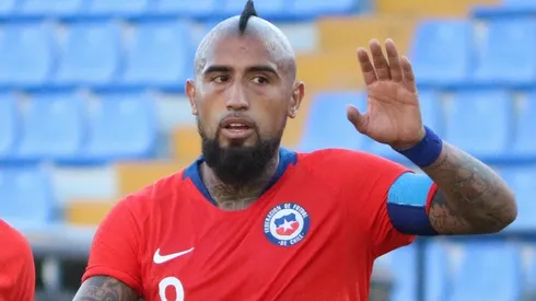 Arturo Vidal repasó a los hinchas de la U