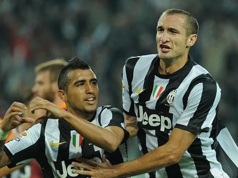 Arturo Vidal le para los carros a Giorgio Chiellini: "En todos lados hay códigos"