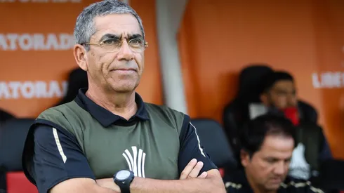 La estadía de Gualberto Jara como DT del primer equipo puede prolongarse hasta fin de año