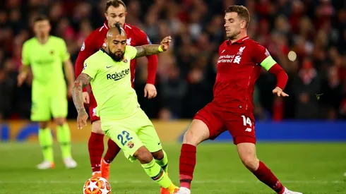 Arturo Vidal enfrentó al Liverpool en Anfield
