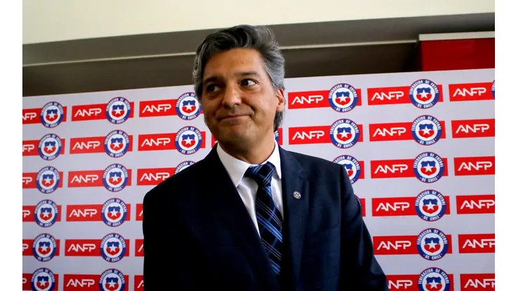 Moreno finalizará su mandato tras la renuncia de la mayoría de su directorio.