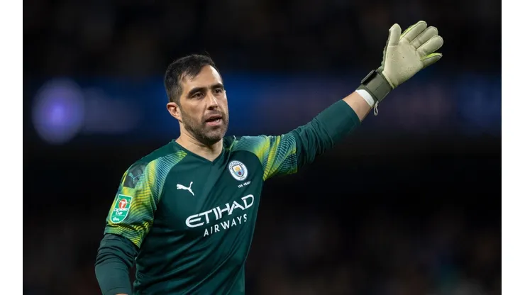 El portero seguiría ligado al equipo de Guardiola por un año más.