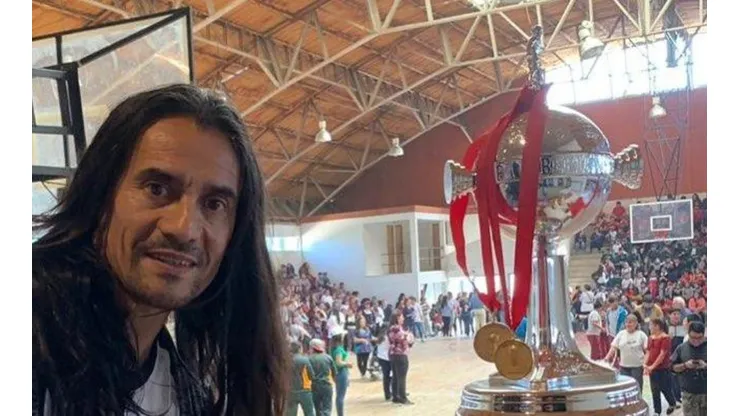 Gabriel Mendoza no está de acuerdo con postura del plantel de Colo Colo