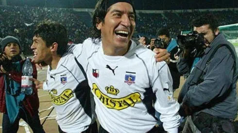 Zamorano celebrando con Colo Colo