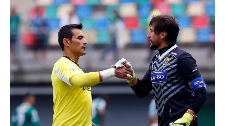 Peric pudo llegar para reemplazar a Villar