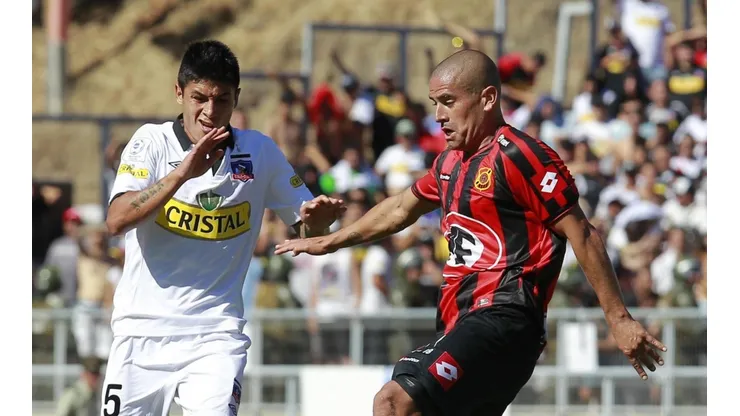 Jorge Acuña enfrentando a Colo Colo
