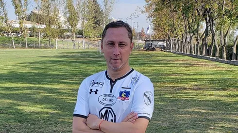 Luis Mena con el equipo de leyendas de Colo Colo