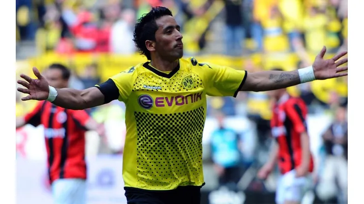 Lucas Barrios es leyenda de Borussia Dortmund