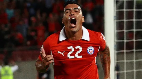 Esa noche Paredes comenzó el camino del triunfo ante Uruguay.