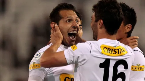 Domínguez defendió la camiseta de Colo Colo en 29 partidos.