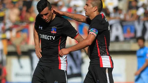 Gonzalo Fierro y Esteban Paredes en Colo Colo