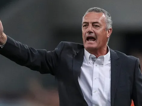 Vuelven a confirmar a Alfaro como el próximo DT albo pese a desmentidos