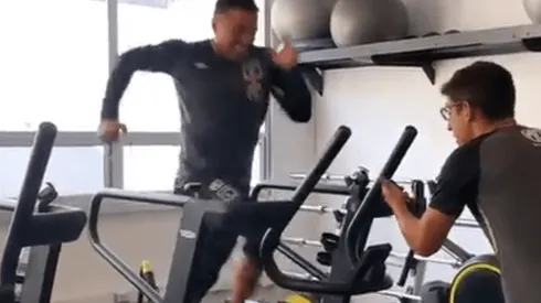 Miguel Pinto sigue recuperándose de su lesión