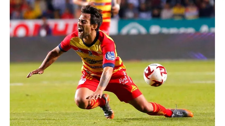 El ex albo vuelve a sufrir con las lesiones.