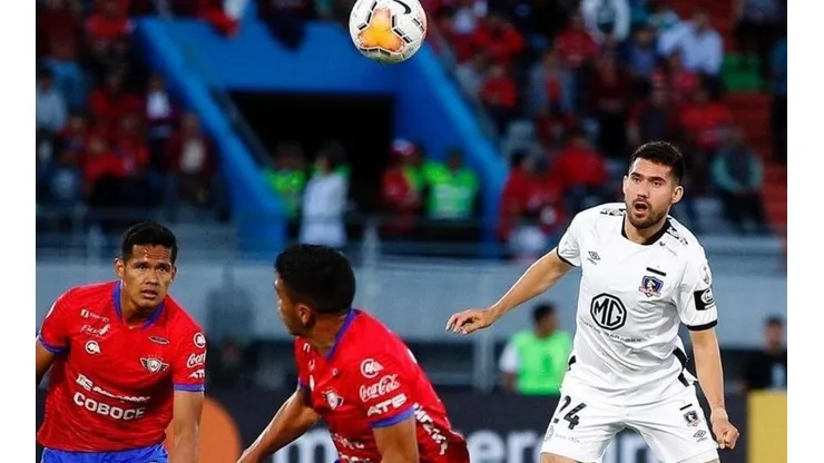 Colo Colo cae 1-0 ante Jorge Wilstermann