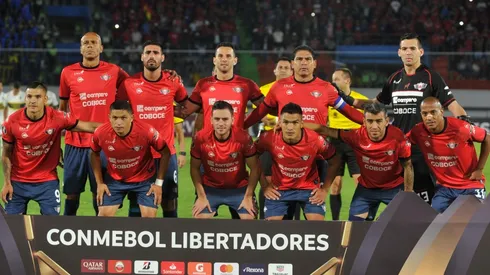 Jorge Wilstermann, primer rival del Cacique