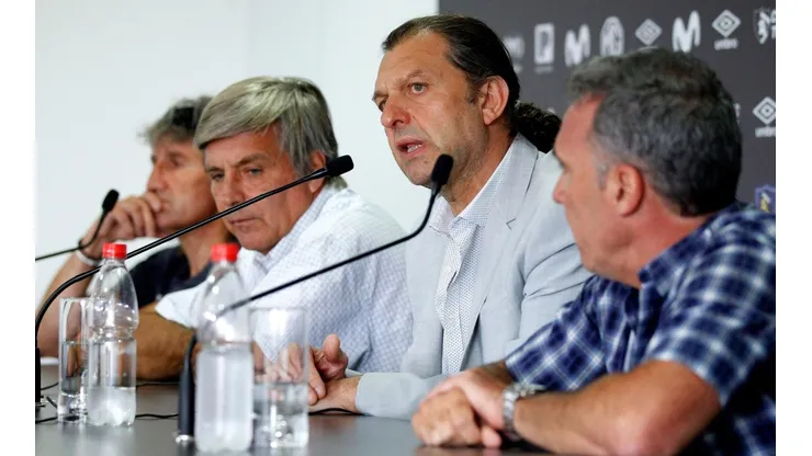 Reunión clave de Blanco y Negro para definir al nuevo DT