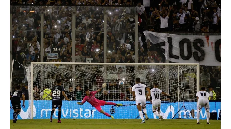 Colo Colo jugará con público ante la Universidad de Concepción