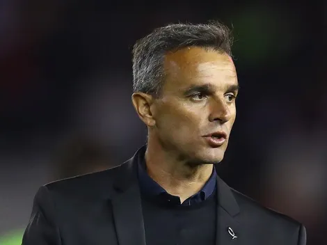 Pablo Lavallén aparece como “tapado” en la carrera para ser DT del Cacique