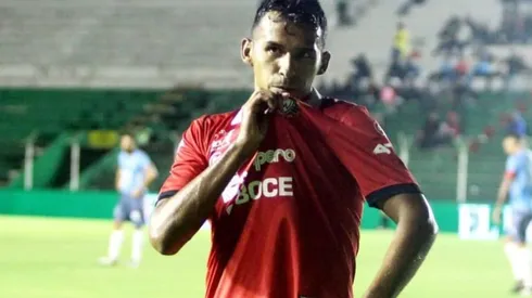 Gilbert Alvarez no enfrentará a Colo Colo