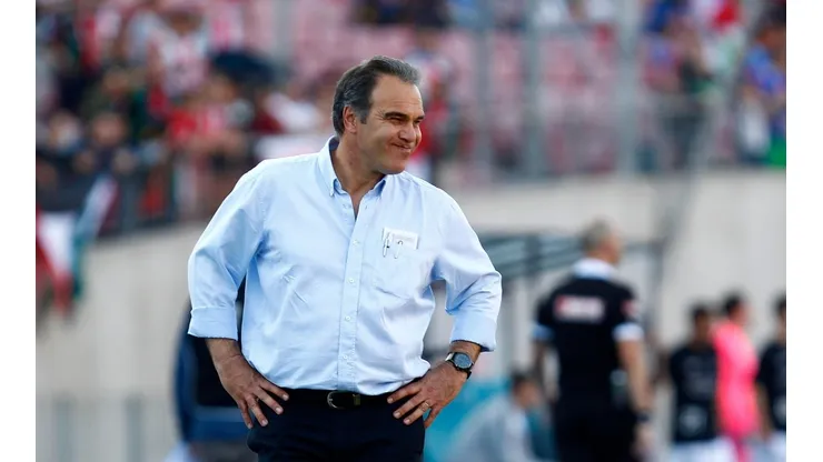 Martín Lasarte seducido con la opción de llegar a Colo Colo