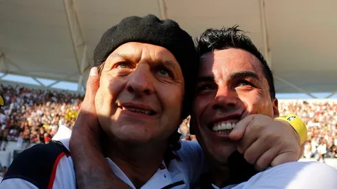 Aníbal Mosa llega a acuerdo con Esteban Paredes