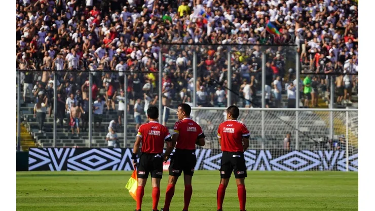 Maza tuvo que detener el partido