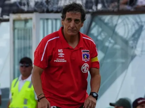 Hinchas de Colo Colo pierden la paciencia y cantan contra el DT: "Salas ya se va"