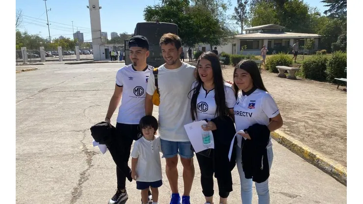 Gabriel Costa junto a su familia en el Nacional