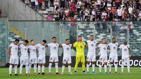 Minuto de silencio en el estadio Monumental