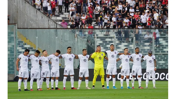 Minuto de silencio en el estadio Monumental