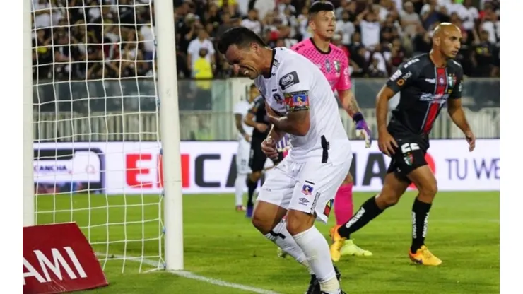 El dolor terminó sacando a Paredes del partido.