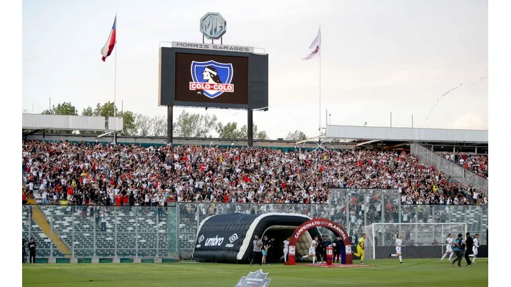 Hinchada de Colo Colo