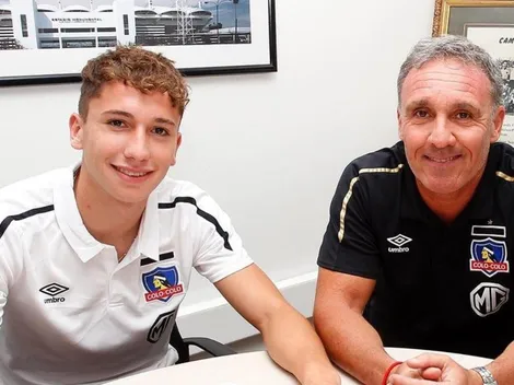 Luciano Arriagada firma su primer contrato profesional con Colo Colo