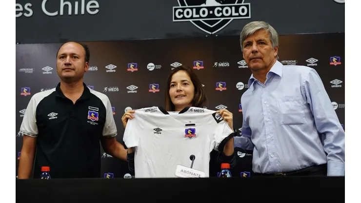 Edmundo Valladares, Vanessa Araúz y Harold Mayne-Nicholls en la presentación de la nueva DT