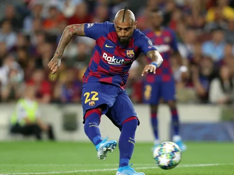 EN VIVO | Arturo Vidal es suplente en el derbi entre Espanyol y Barcelona