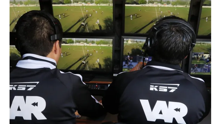 VAR