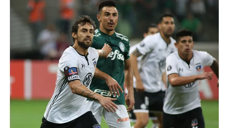 Jorge Valdivia se acerca a Palmeiras