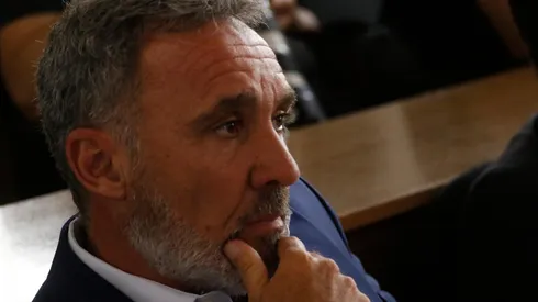 Espina ha tenido días movidos para reforzar a los albos