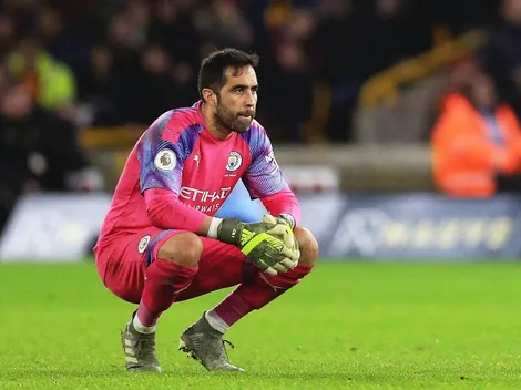 Bravo entró de emergencia y terminó perdiendo feo con el City