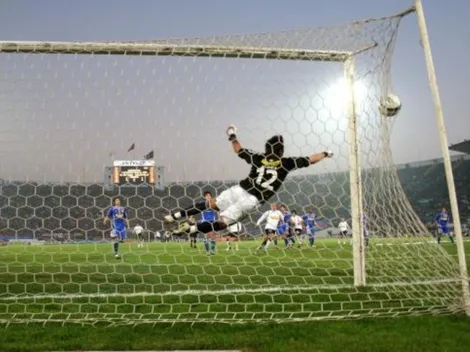 ¿Lo intentará en los entrenamientos? CDF recordó los tres goles que le hizo Matías Fernández a Pinto en el 2006
