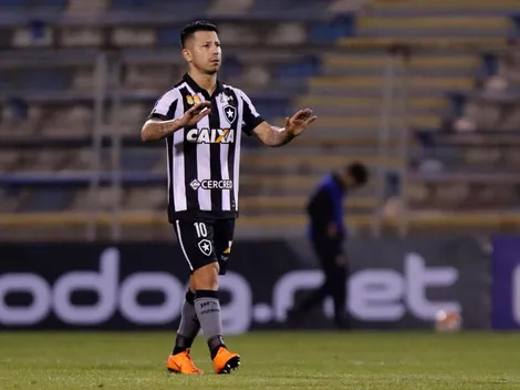 Leo Valencia termina sus exámenes médicos y será el cuarto refuerzo de Colo Colo