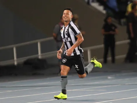 Leonardo Valencia está en Clínica Meds y será el cuarto refuerzo de Colo Colo