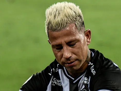 Leonardo Valencia vuelve a sonar como opción en Colo Colo