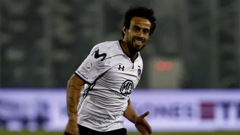 La mayoría de los hinchas quieren que Valdivia se quede