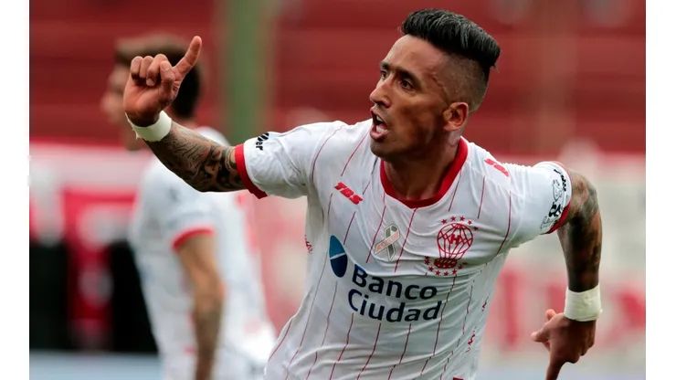 Lucas Barrios es pretendido por Boca Juniors