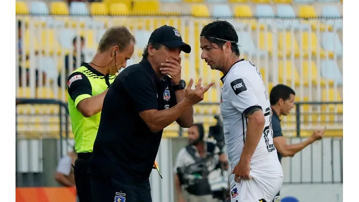 Jaime Valdés comparte una publicación que trata con dureza al DT de Colo Colo