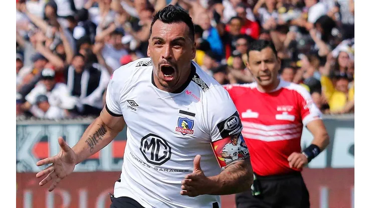 Esteban Paredes deberá definir si sigue en Colo Colo